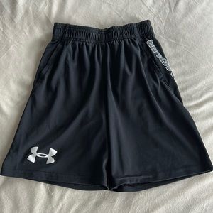 Boys Under Armour Shorts - Size Youth X Small - Black - HEATGEAR with pockets